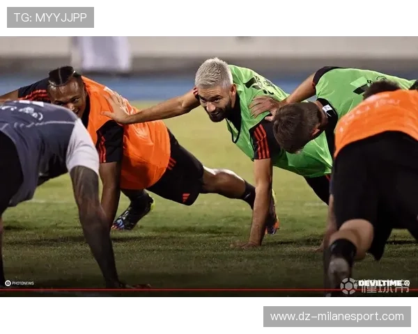 卢卡库个人训练视频爆红，力量训练方法被模仿